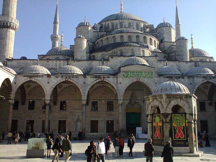 Стамбул. Голубая мечеть.