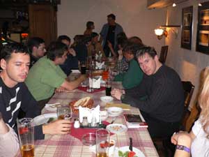 Писатели на встрече с читателями в кафе Свой Круг.